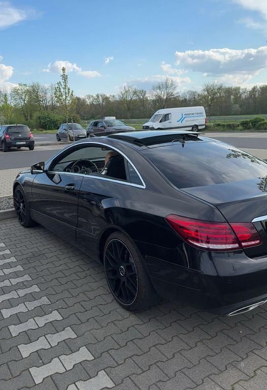 Schwarz Gebraucht 2015 Mercedes E350 AMG Coupé | 16.490 € (Guter Preis) - Bild 1/4