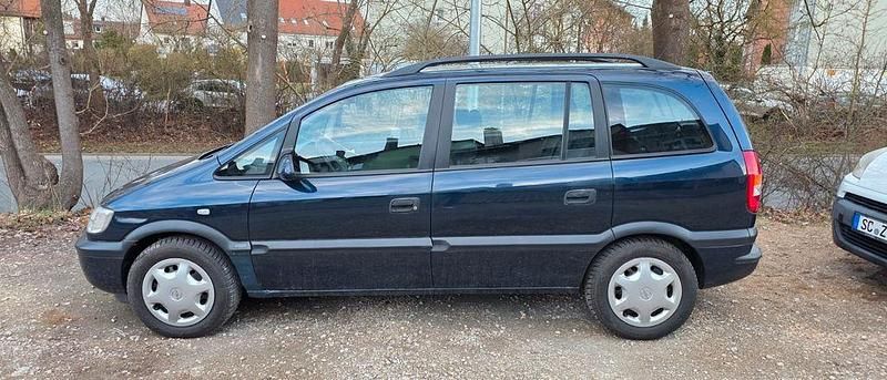 Gebraucht Opel Zafira 125 PS (91 kW) 2003 Van / Kleinbus