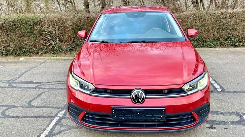 Gebraucht VW Polo Move 95 PS (69 kW) 2024 Rot Kleinwagen