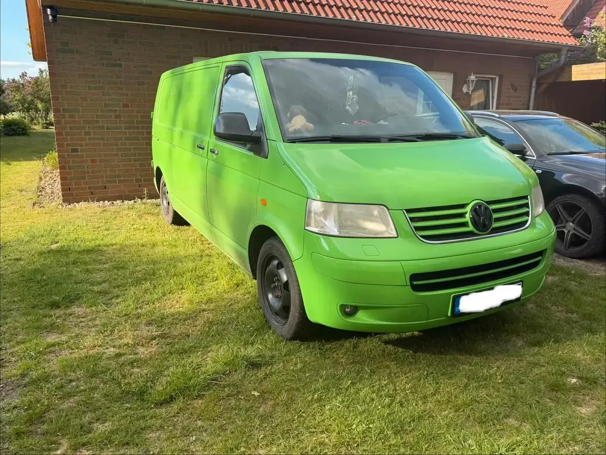 Gebraucht VW T5 Basis 105 PS (77 kW) 2006 Grün Van