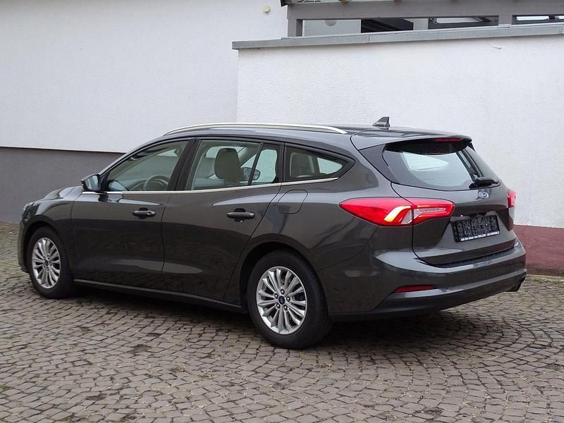 Gebraucht Ford Focus 120 PS (88 kW) 2020 Limousine