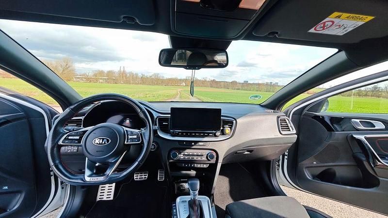 Gebraucht Kia ProCeed GT 204 PS (150 kW) 2021 Weiß Kombi