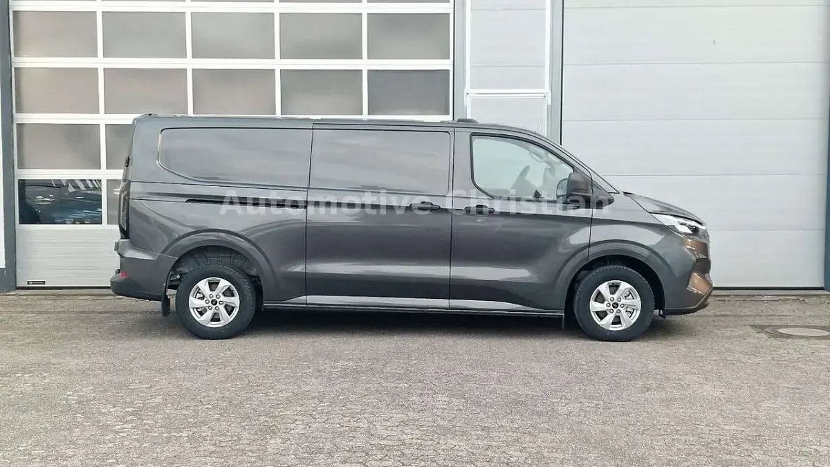 Neu Ford Transit Custom Trend 170 PS (125 kW) 2025 Schwarz Van / Kleinbus