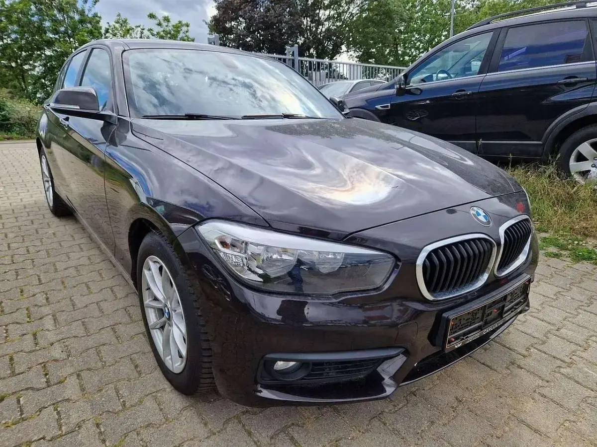 Gebraucht BMW 116 Advantage 109 PS (80 kW) 2018 Sparkling brown metallic Kleinwagen