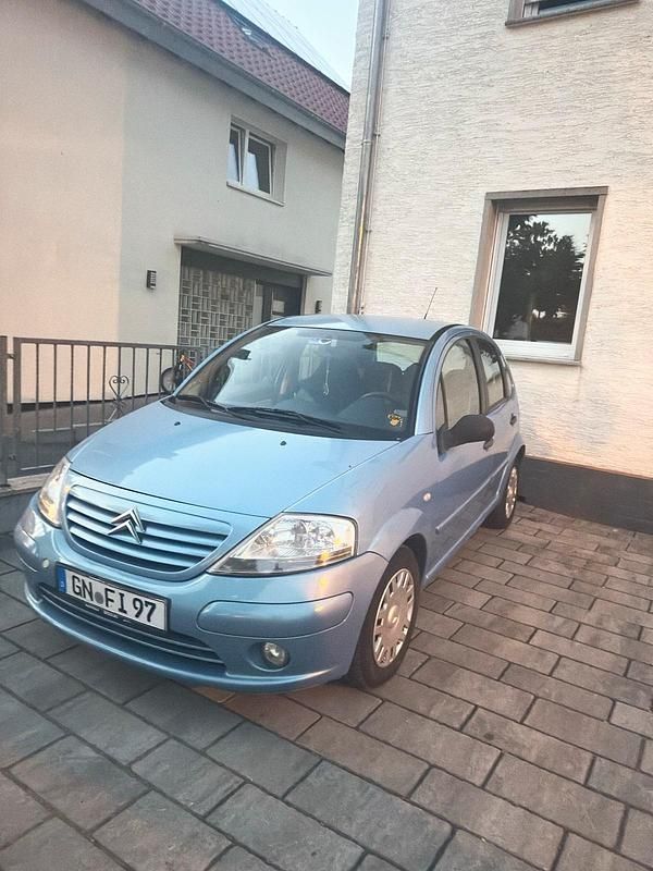 Second-hand Citroën C3 68 CP (50 kW) 2005 Albastru Hatchback