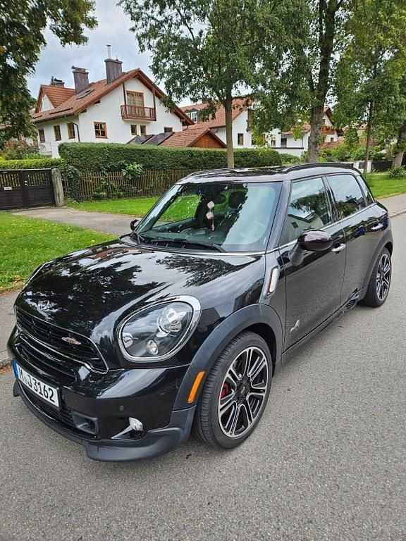 Schwarz Gebraucht 2013 Mini John Cooper Works Countryman SUV | 11.490 € (Superpreis) - Bild 1/4