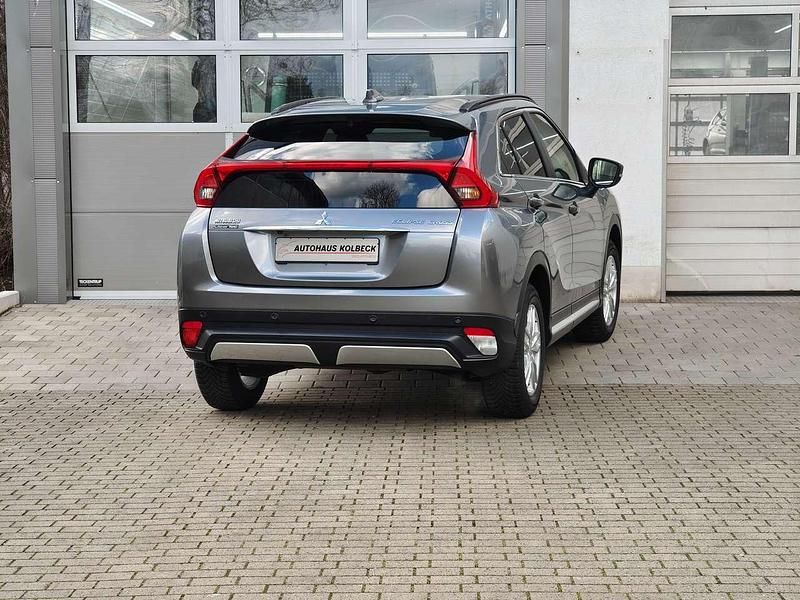 Usado Mitsubishi Eclipse Cross Edition 163 HP (119 kW) 2019 Cinzento SUV