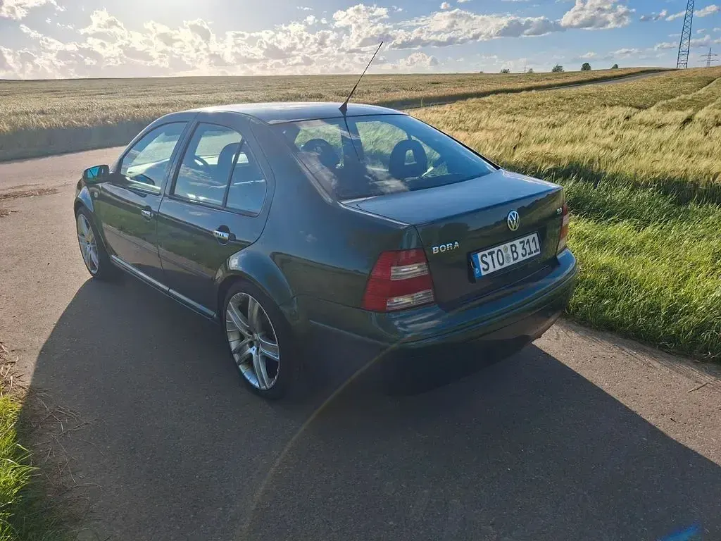 Gebraucht VW Bora Highline 116 PS (85 kW) 2000 Grün Limousine