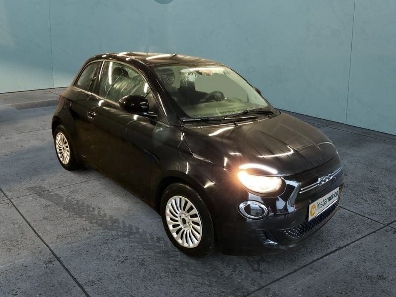 Schwarz Gebraucht 2022 Fiat 500e Action Limousine | 13.490 € (Guter Preis) - Bild 1/4