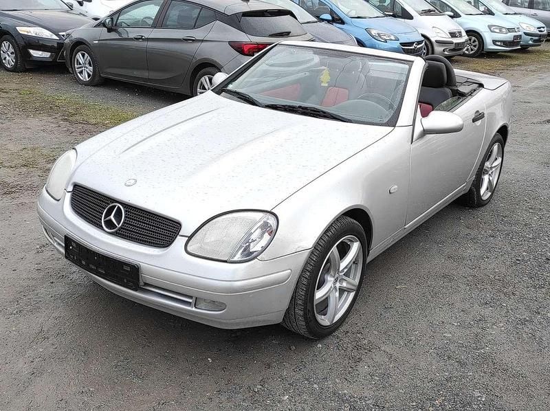 Gebraucht Mercedes SLK200 136 PS (100 kW) 1999 Silber Cabrio