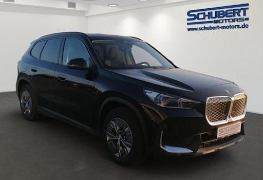 Gebraucht BMW iX1 Performance 150 kW (204 PS) 2025 Schwarz SUV