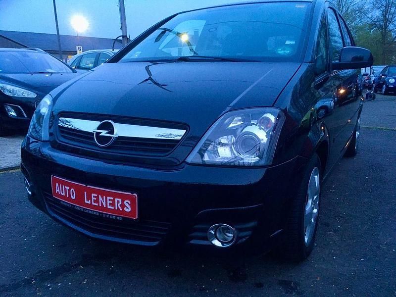 Gebraucht Opel Meriva 105 PS (77 kW) 2010 Schwarz Van / Kleinbus