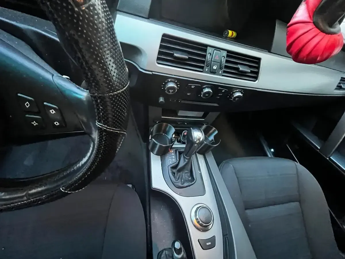 Gebraucht BMW 523 177 PS (130 kW) 2006 Schwarz Limousine