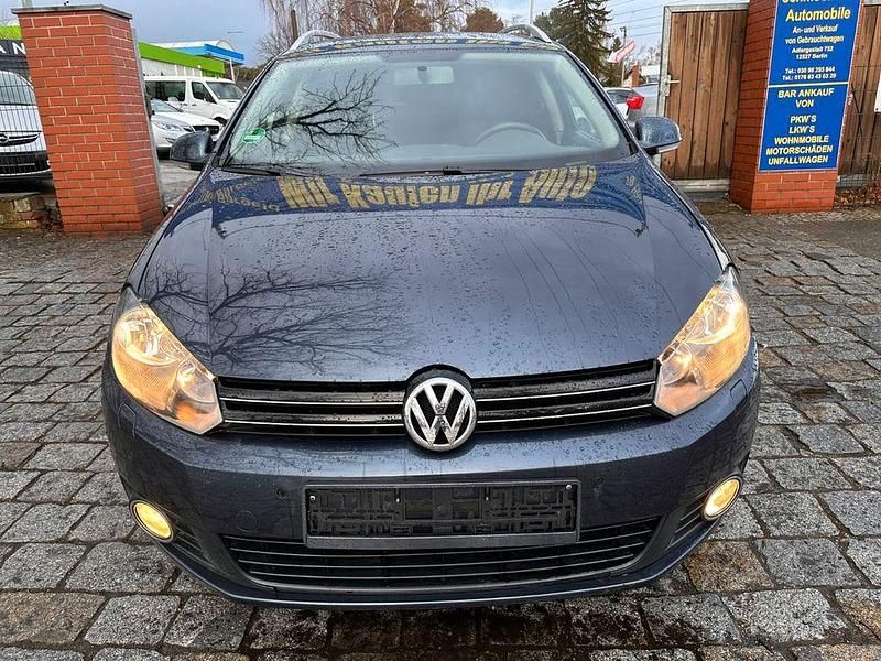Gebraucht VW Golf VI 105 PS (77 kW) 2010 Blau Kleinwagen
