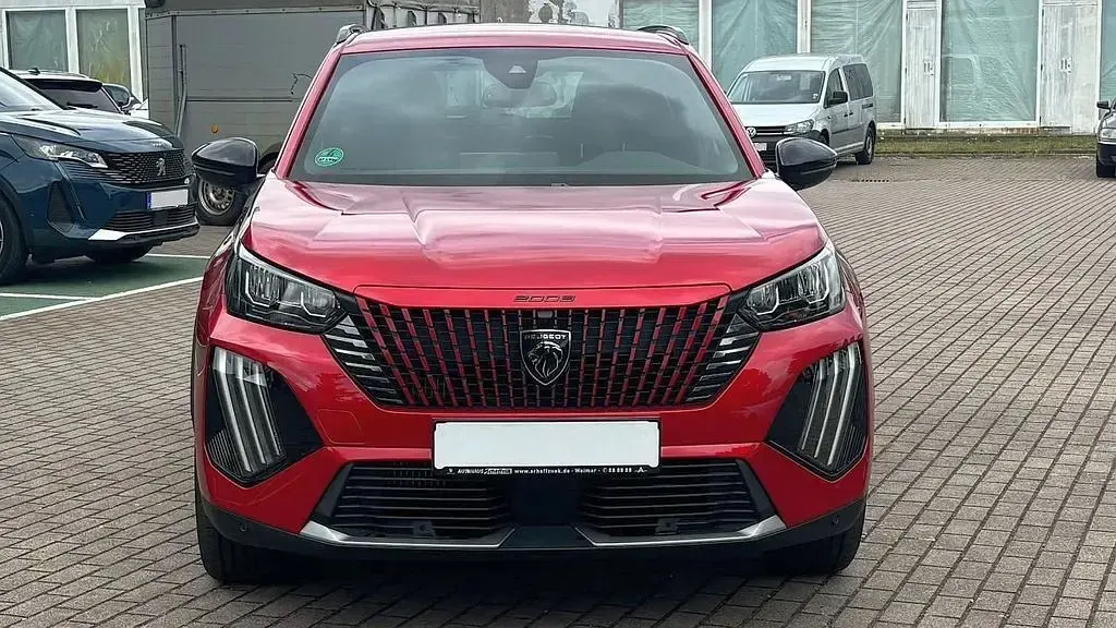 Gebraucht Peugeot 2008 Allure 101 PS (74 kW) 2024 Rot SUV