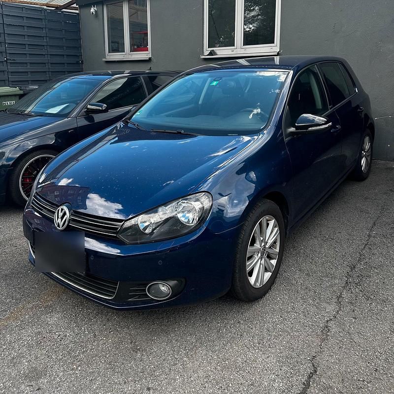 Blau Gebraucht 2012 VW Golf VI Style Kleinwagen | 6.450 € (Fairer Preis) - Bild 1/4