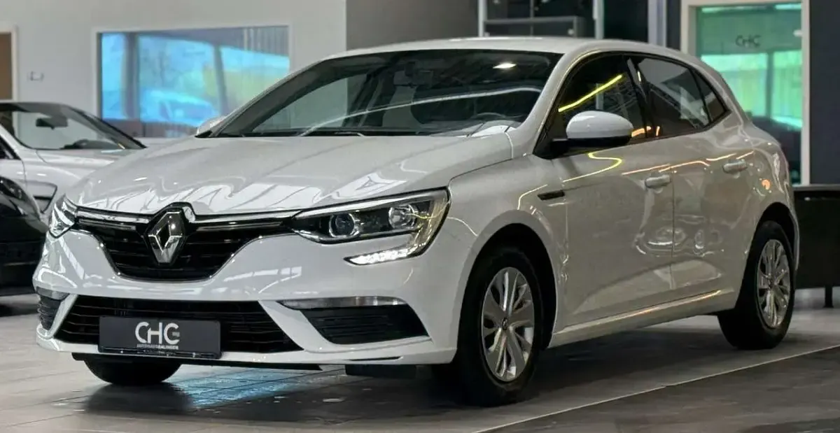 Usata Renault Mégane Life 116 CV (85 kW) 2019 Bianco Berlina
