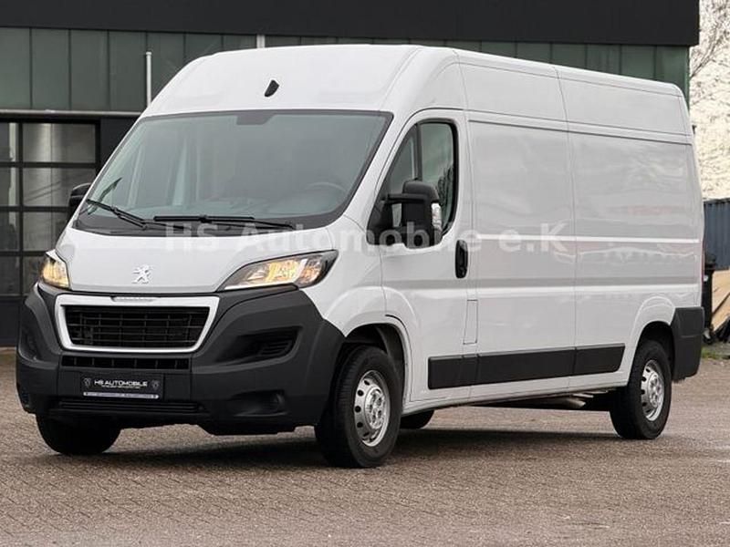 Gebraucht Peugeot Boxer 140 PS (102 kW) 2024 Weiß Van