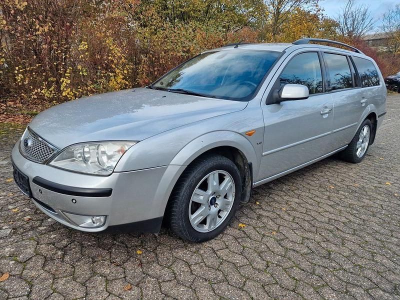 Silber Gebraucht 2004 Ford Mondeo Ghia Limousine | 5.970 € - Bild 1/4