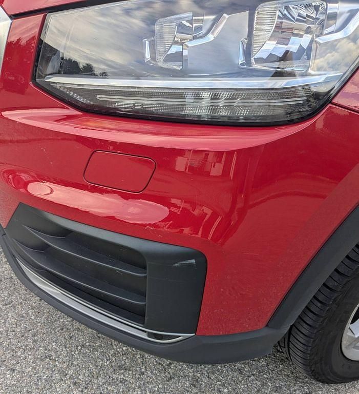 Gebraucht Audi Q2 Basis 190 PS (139 kW) 2018 Rot SUV