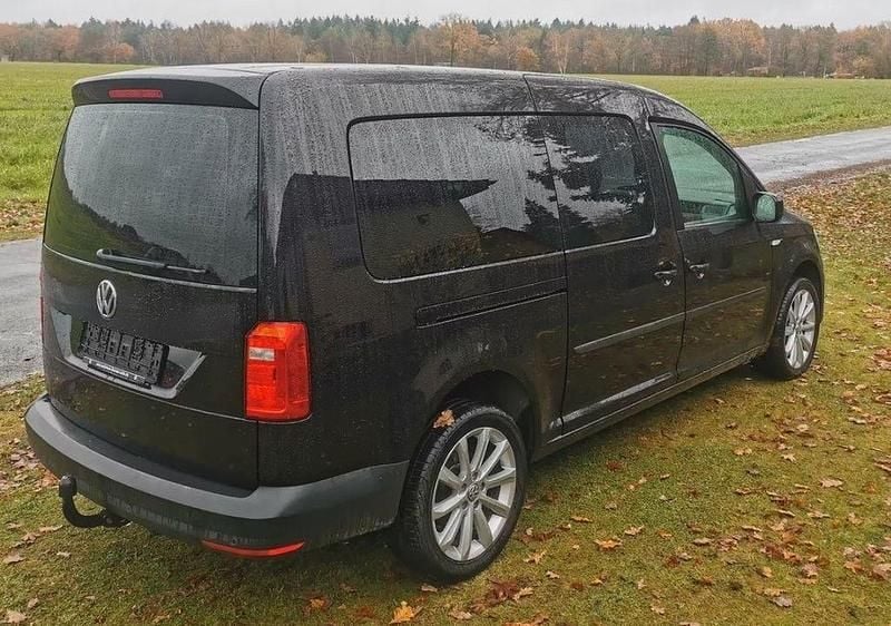 Gebraucht VW Caddy Maxi Basis 102 PS (75 kW) 2017 Schwarz Van / Kleinbus