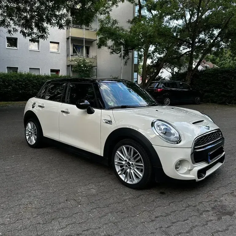 Gebraucht Mini Cooper S 192 PS (141 kW) 2015 Weiß Kleinwagen