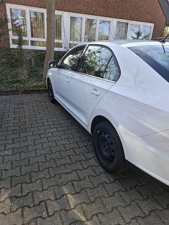 Gebraucht Seat Toledo CONNECT 110 PS (80 kW) 2017 Weiß Kleinwagen
