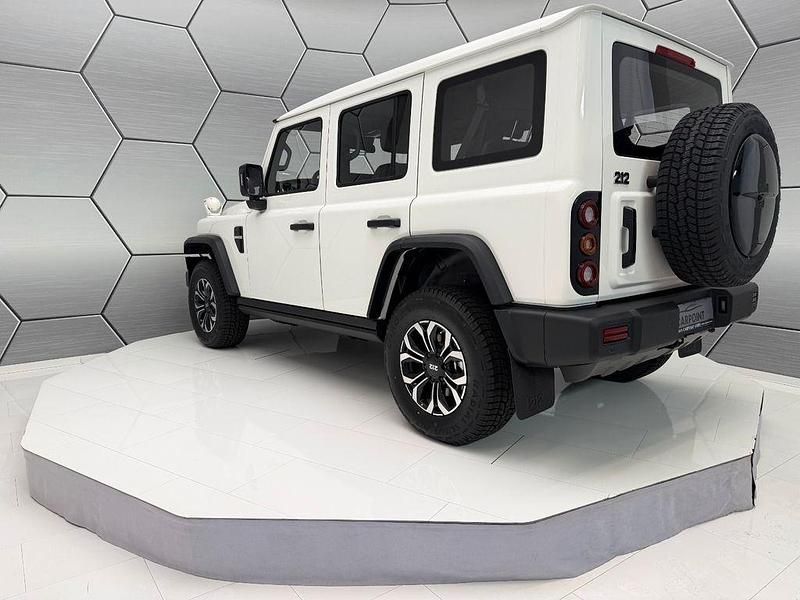 Neu BAW 212 166 PS (122 kW) 2025 Weiß SUV