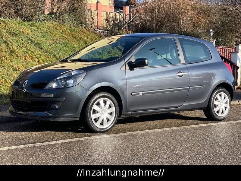 Gebraucht Renault Clio III Dynamique 111 PS (81 kW) 2006 Grau Kleinwagen