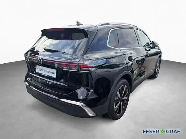 Neu VW Tiguan 150 PS (110 kW) 2026 Grenadillschwarz metallic SUV