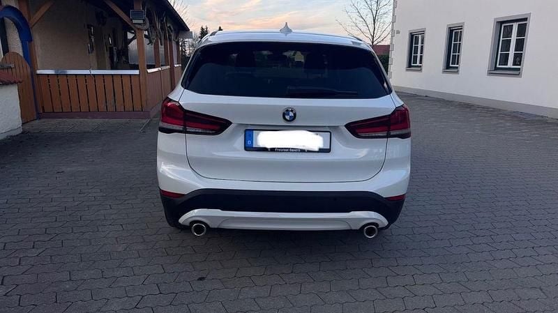 Gebraucht BMW X1 150 PS (110 kW) 2021 Weiß SUV
