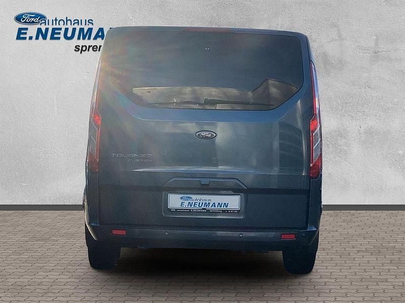 Gebraucht Ford Tourneo 185 PS (136 kW) 2020 Blau Kombi