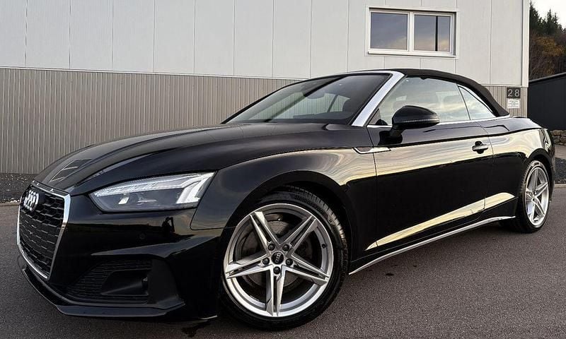 Schwarz Gebraucht 2021 Audi A5 Cabriolet Sport Cabrio | 29.470 € - Bild 1/4