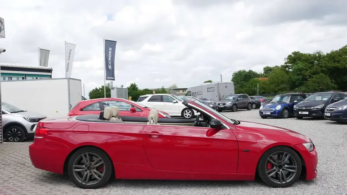 Gebraucht BMW 335 Cabriolet M Sport 306 PS (225 kW) 2008 Karmesinrot Cabrio
