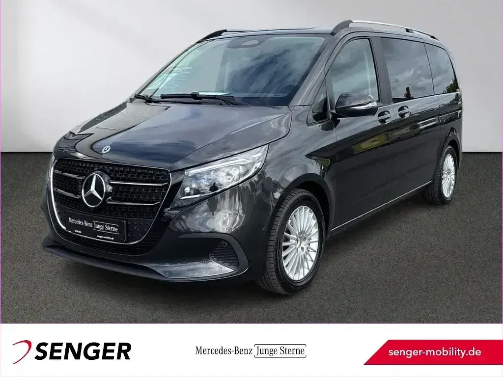 Gebraucht Mercedes V220 Style 163 PS (119 kW) 2025 Van / Kleinbus