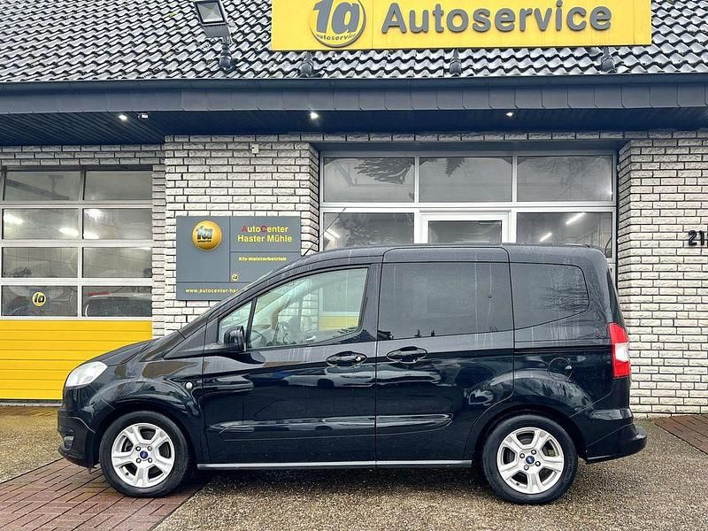 Gebraucht Ford Tourneo Courier Trend 101 PS (74 kW) 2016 Schwarz Van / Kleinbus