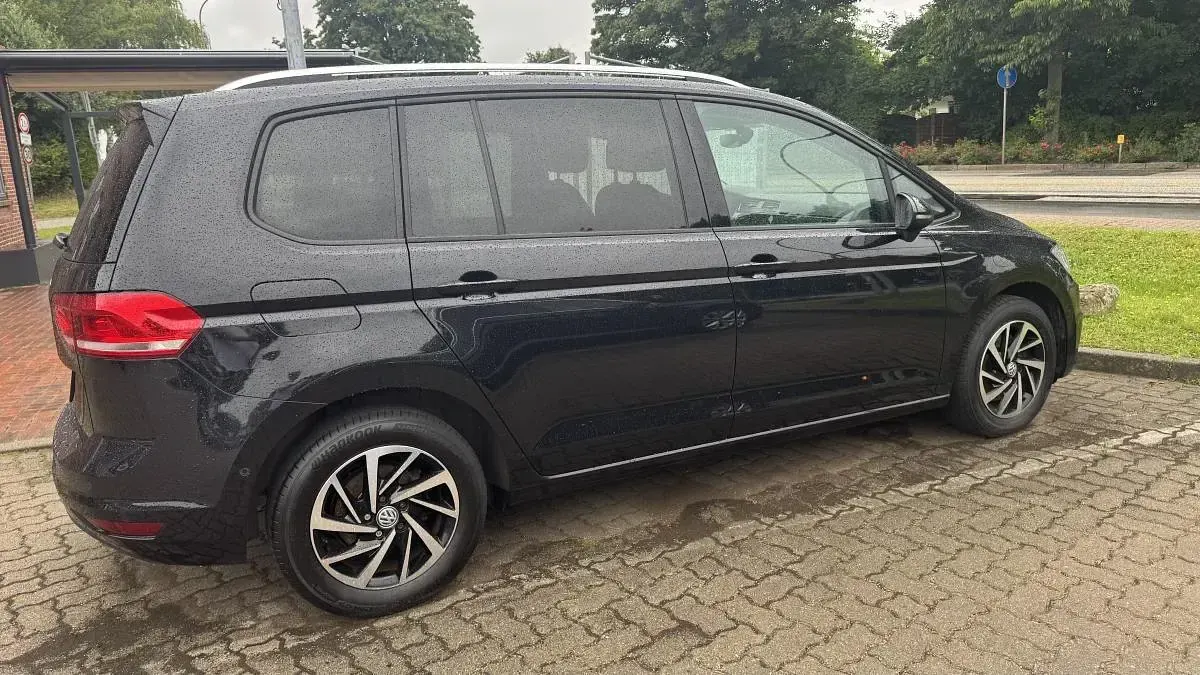 Gebraucht VW Touran Join 150 PS (110 kW) 2019 Schwarz Van / Kleinbus