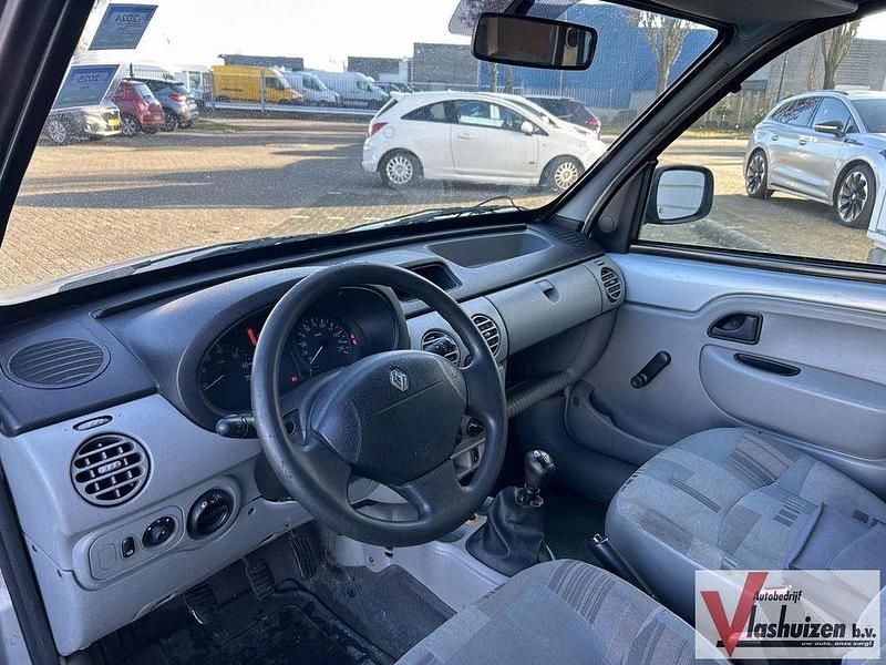 Gebraucht Renault Kangoo Expression 65 PS (47 kW) 2006 Grau Van / Kleinbus