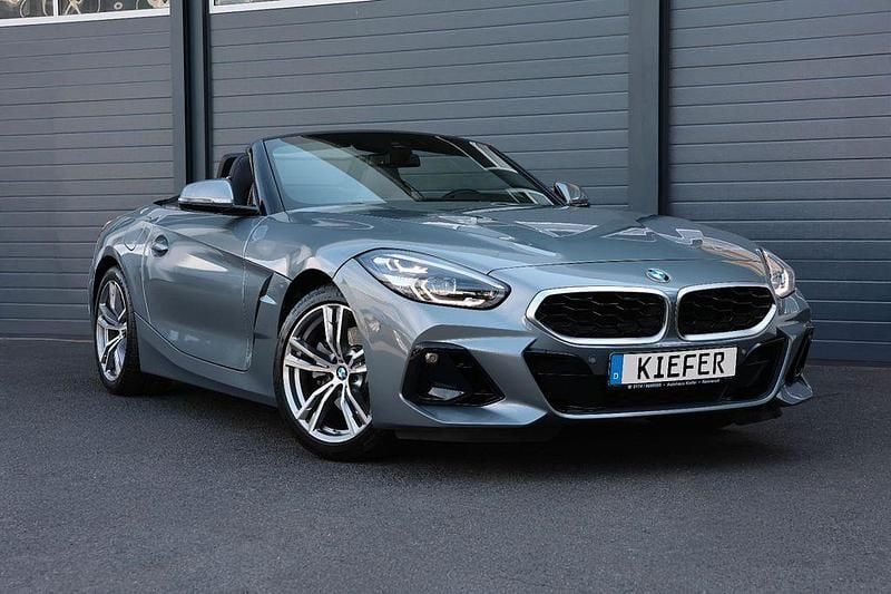 Gebraucht BMW Z4 Performance 258 PS (189 kW) 2025 Grau Cabrio