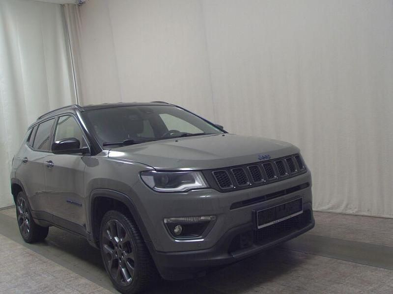 Second-hand Jeep Compass 241 CP (177 kW) 2020 Gri SUV