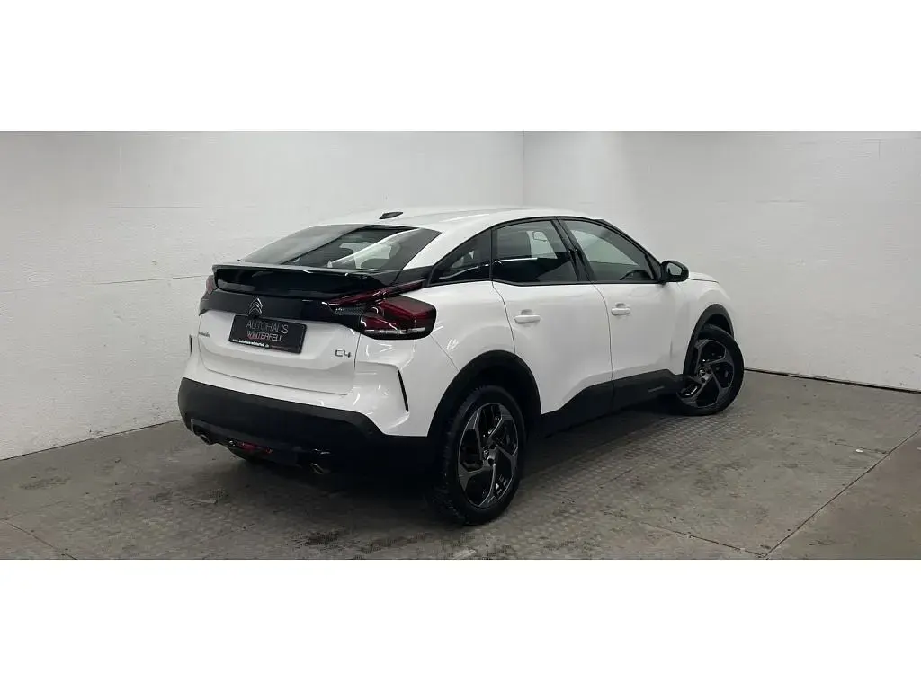 Gebraucht Citroën C4 Feel 131 PS (96 kW) 2023 Polarweiss SUV