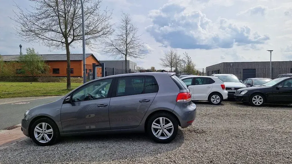 Gebraucht VW Golf VII Match 105 PS (77 kW) 2012 Grau Limousine