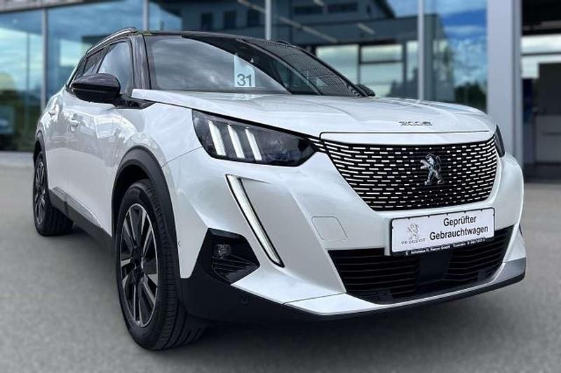 Gebraucht Peugeot e-2008 GT 100 kW (136 PS) 2021 Perlmutt weiß perleffekt SUV