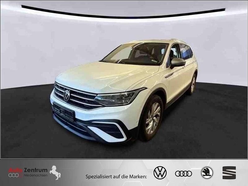 Weiß Gebraucht 2023 VW Tiguan Allspace Life SUV | 34.470 € (Guter Preis) - Bild 1/3