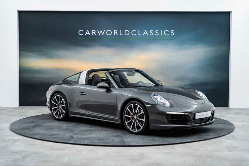 Grau Gebraucht 2016 Porsche 911 Targa 4S Cabrio | 119.991 € (Etwas zu teuer) - Bild 1/4