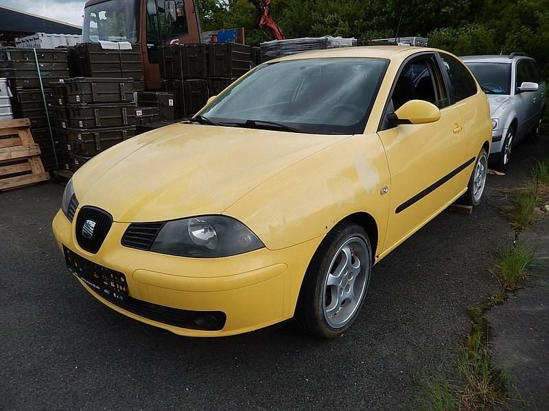 Gebraucht Seat Ibiza 101 PS (74 kW) 2005 Gelb Kleinwagen