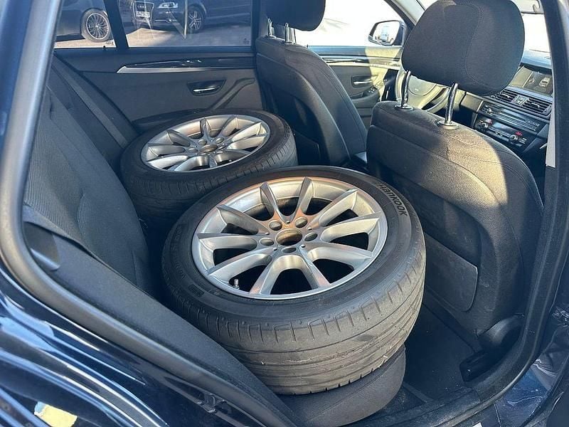 Gebraucht BMW 520 190 PS (139 kW) 2016 Blau Kombi