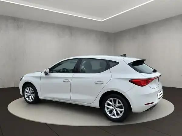 Gebraucht Seat Leon Style 90 PS (66 kW) 2022 "candy" weiss Limousine