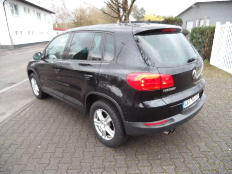 Gebraucht VW Tiguan 140 PS (102 kW) 2012 Schwarz SUV