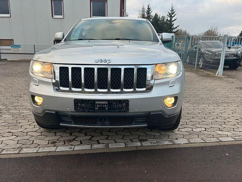 Gebraucht Jeep Grand Cherokee 241 PS (177 kW) 2013 Silber SUV